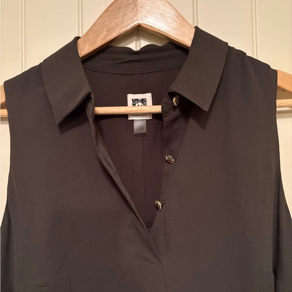 Sleeveless Olive Green Dress - Picture 3 of 6